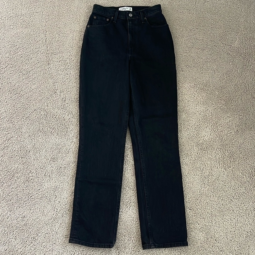 Abercrombie & Fitch Curve Love The 90’s Straight Ultra High Rise Jean Size 25
